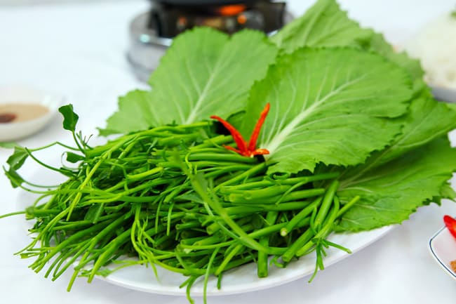 vit-nau-chao-an-voi-rau-gi-thi-chuan-vi-2